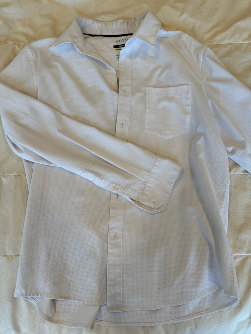 Apt. 9 Men’s Light White Button-Down Casual Shirt